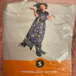 4-5T witch costume dress with hat
